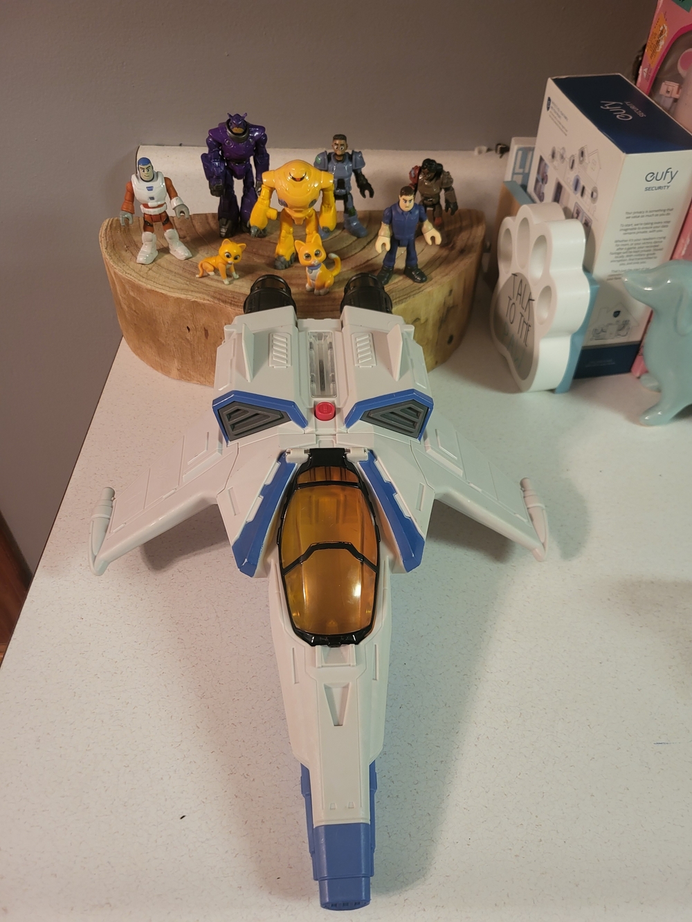 Imaginext Fighter Spaceship Buzz Lightyear Disney Pixar Lights Sounds And Figure